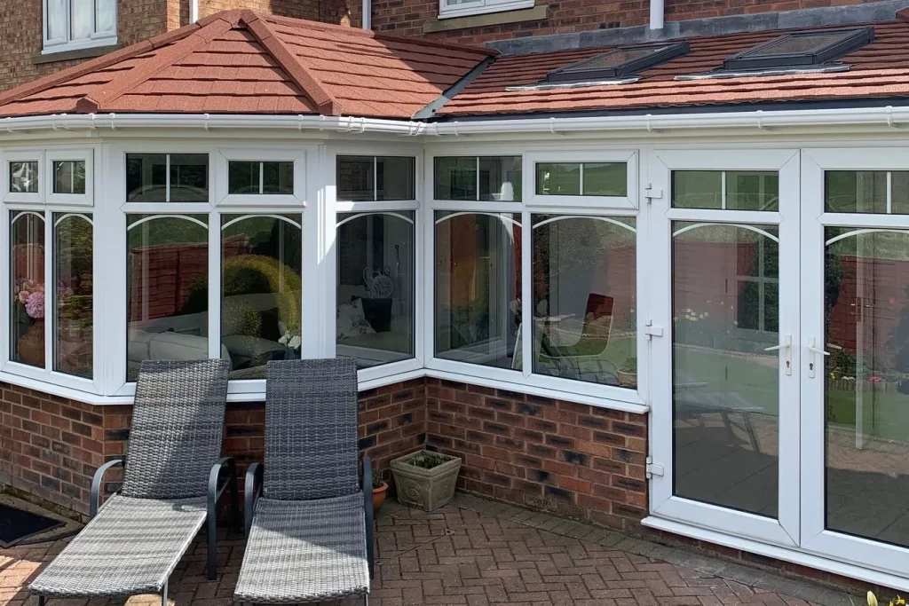 P-shaped conservatory